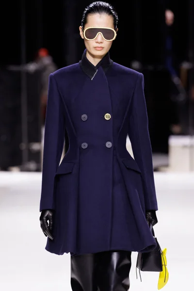 Look 101